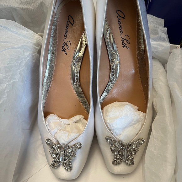 Beautiful ballerina flats. - Picture 1 of 4